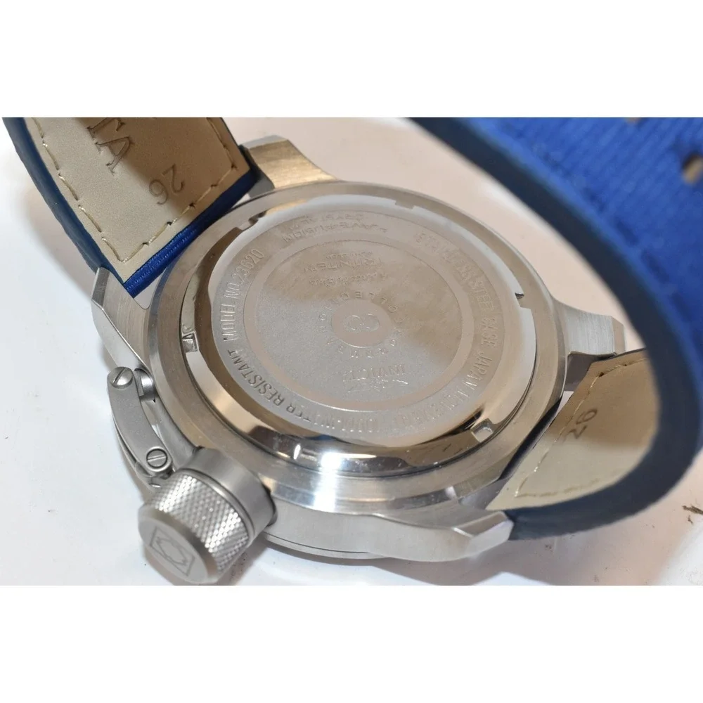 Invicta Corduba Mens‎ Analog Wrist Watch Model 23620 Silver Toned/Blue Vein 50mm